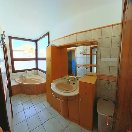 Villa Vista Mar I, Meerblick, 360 Qm, Heated Pool, Hot Tube, Roof Terrace, Gaming Room, Wifi *
