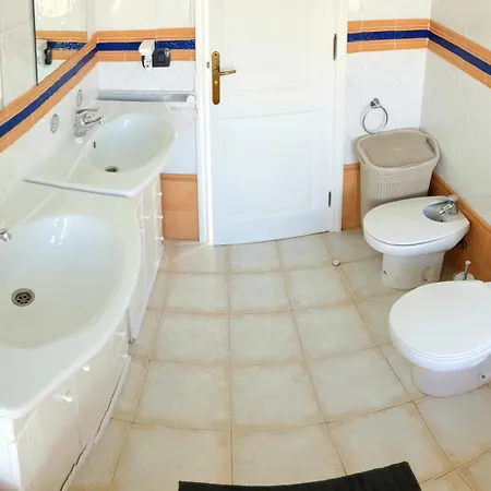 Villa Vista Mar I, Meerblick, 360 Qm, Heated Pool, Hot Tube, Roof Terrace, Gaming Room, Wifi