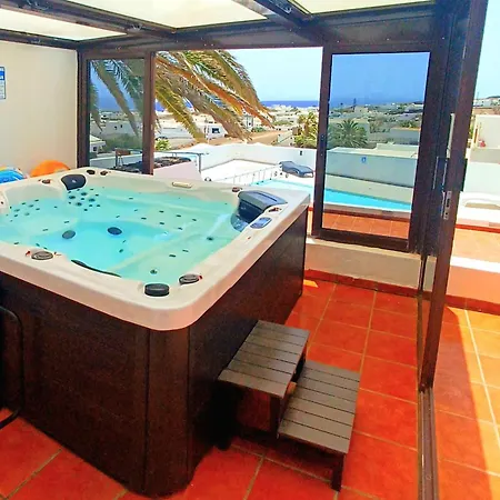 Vista Mar I, Meerblick, 360 Qm, Heated Pool, Hot Tube, Roof Terrace, Gaming Room, Wifi Tias